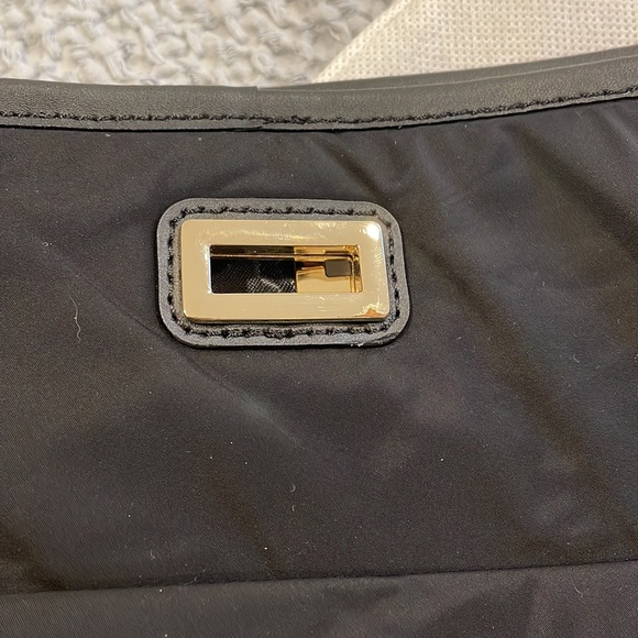 Lo & Sons Seville Shell - Picture 5 of 6